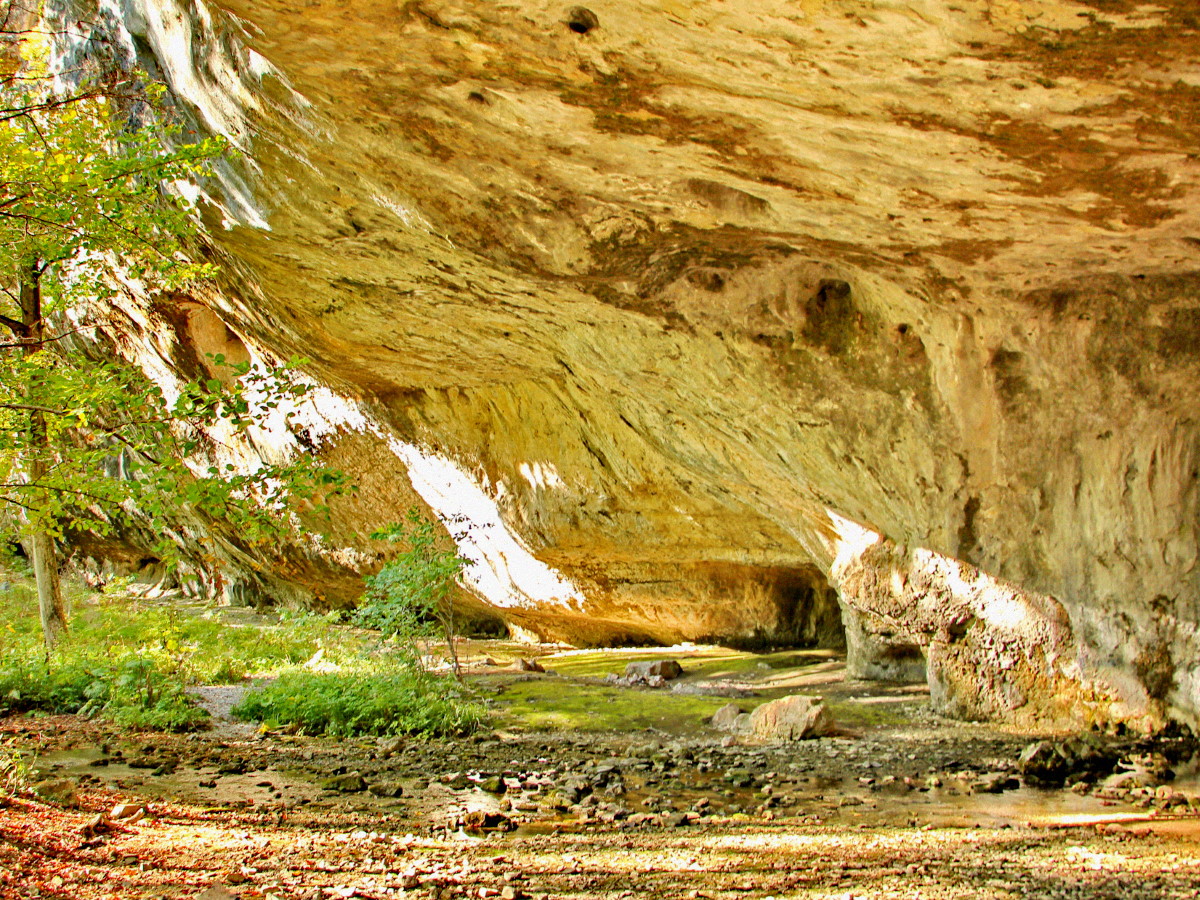 Монахова пещера
